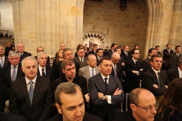 Milaka bilbotarrek agur esan diote Iñaki Azkuna 'munduko alkaterik onenari'