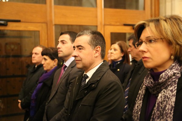 Miles de bilbaínos dan su último 'agur' a Iñaki Azkuna, el 'mejor alcalde del mundo'