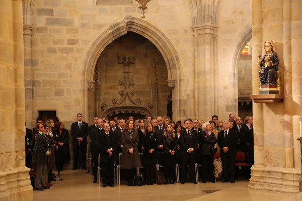 Milaka bilbotarrek agur esan diote Iñaki Azkuna 'munduko alkaterik onenari'