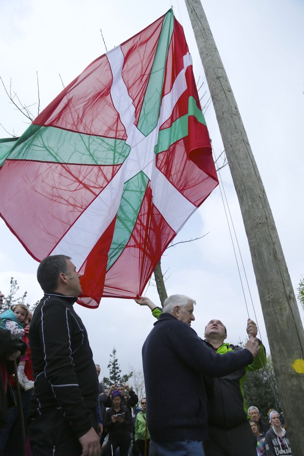 2014 Aberri Egun bezperan Bizkargin - Víspera Aberri Eguna en Bizkargi #eajpnv #AberriEguna 