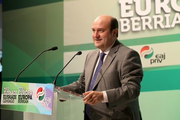 20140506 Presentación a la sociedad de Bizkaia