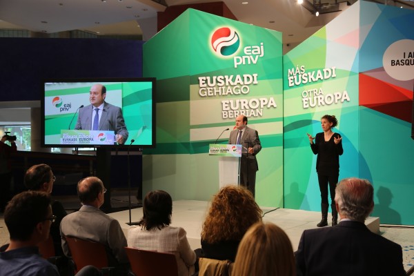 20140506 Presentación a la sociedad de Bizkaia