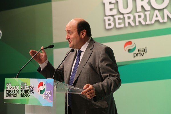 20140506 Presentación a la sociedad de Bizkaia