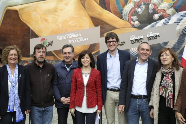 Vitoria-gasteiz: Europar hiria.Izaskun Bilbao, Gorka Urtaran