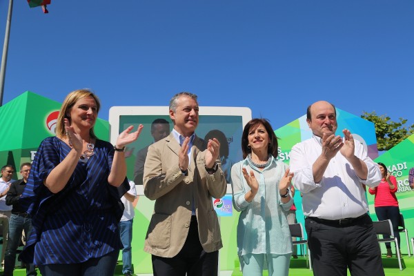 Izaskun Bilbao exige Democracia con mayúsculas para Euskadi