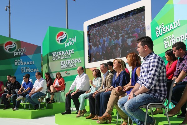 Izaskun Bilbao exige Democracia con mayúsculas para Euskadi