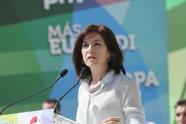 Izaskun Bilbaok “ Letra larriz idatzitako Demokrazia exijitzen du”