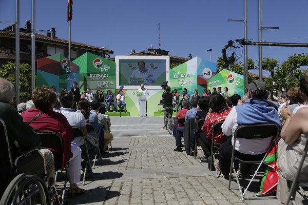 Izaskun Bilbao exige Democracia con mayúsculas para Euskadi