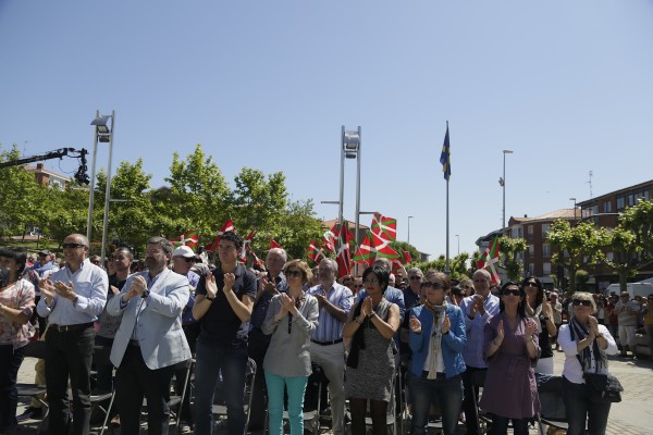 Izaskun Bilbaok “ Letra larriz idatzitako Demokrazia exijitzen du”