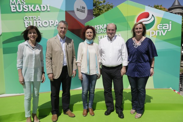 Izaskun Bilbaok “ Letra larriz idatzitako Demokrazia exijitzen du”