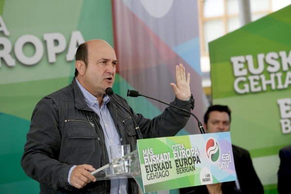 Urkullu renueva la apuesta de EAJ-PNV por el empleo