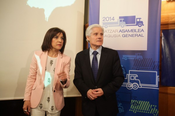 Izaskun Bilbao participa en la asamblea de Guitrans durante la jornada de reflexión