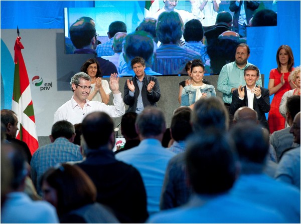 EAJ-PNV presenta a Markel Olano y Eneko Goia como candidatos a Diputado General y a Donostia