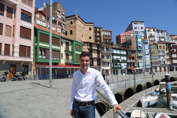 Presentación del candidato a la alcaldía de Bermeo, Aritz Abaroa