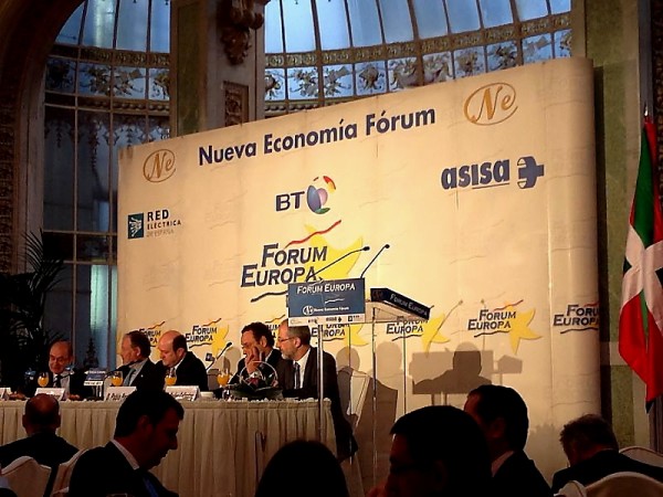 Andoni Ortuzar  Forum Europa tribunaren informazio gosarian