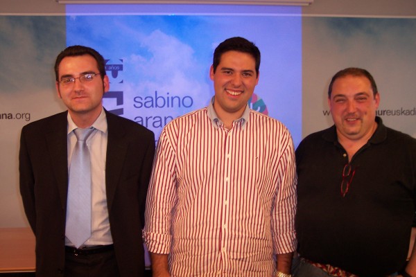 Encuentro con Yon Goicoechea