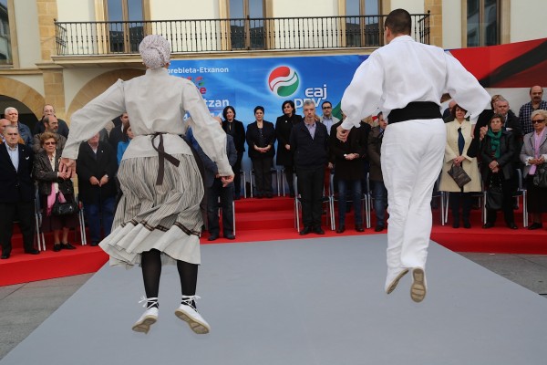 EAJ PNV - Zornotza 100 Urte herrigintzan 1914-2014 