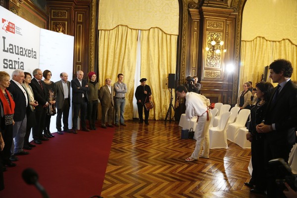 EAJ-PNV han asistido hoy a la entrega de los Lauaxeta Sariak concedidos por la DFB