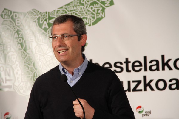 Markel Olano y Joseba Egiban en Bergara
