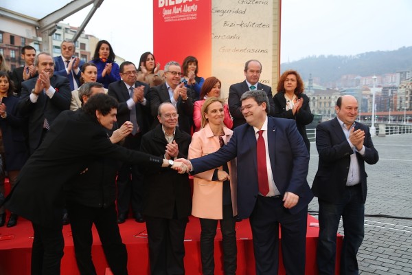 Presentación de la candidatura al ayto de Bilbao 2015 - Juan Mari Aburto