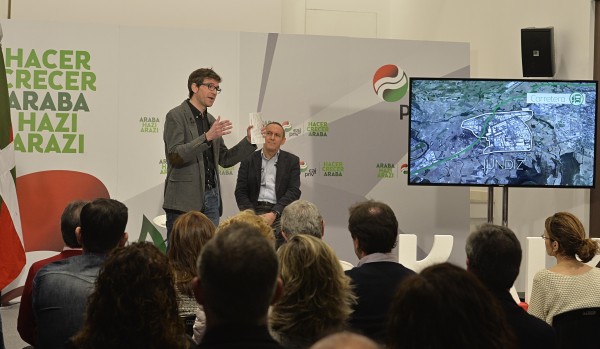 Gorka Urtaranek eta Ramino Gonzálezek aurkeztu dute gaur, Júndiz-en zentro multimodala