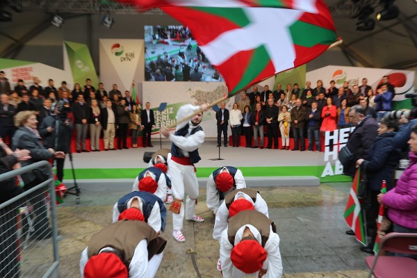 Aberri Eguna 2015 Herriz herri, Aberri!
