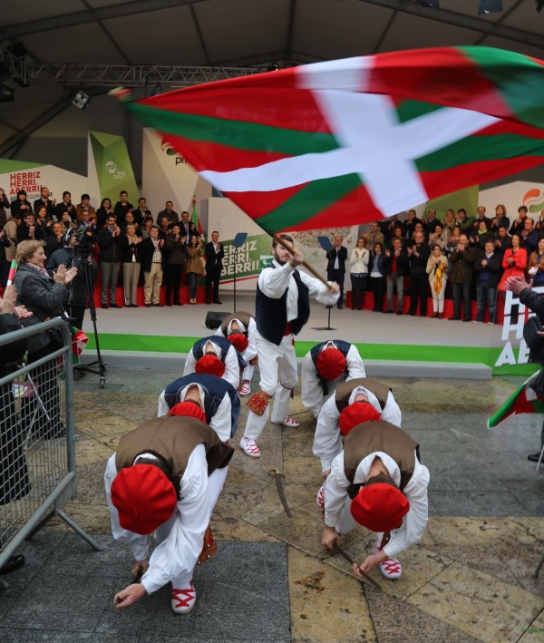 Aberri Eguna 2015 Herriz herri, Aberri!