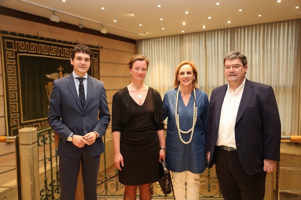 Itxaso Atutxa y Tina French Nielsen mantienen un encuentro en Sabin Etxea