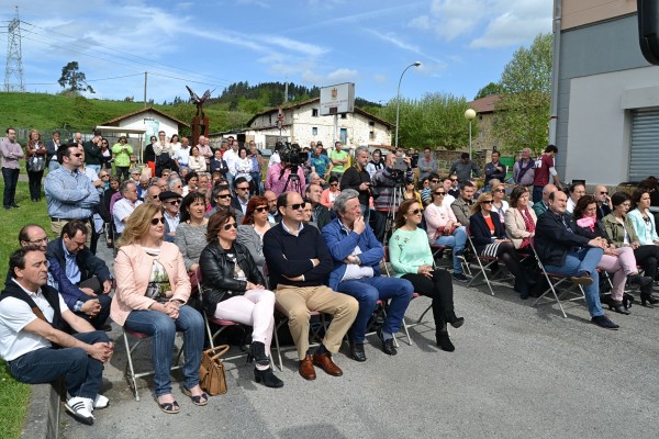 Andoni Ortuzar y Ramino González en la inauguración del batzoki de Okondo
