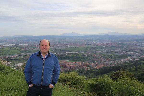 Entrevista a Andoni Ortuzar