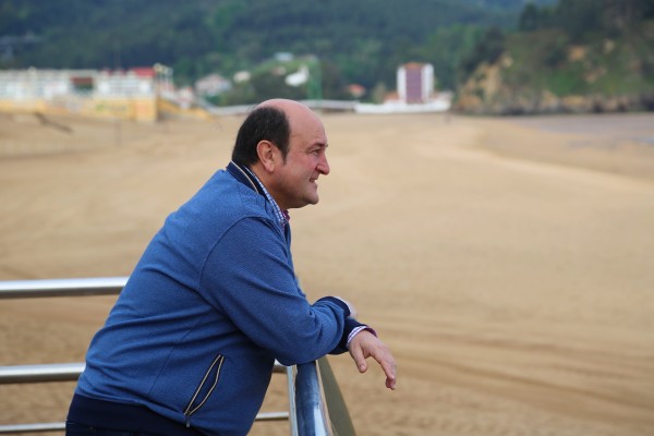 Entrevista a Andoni Ortuzar