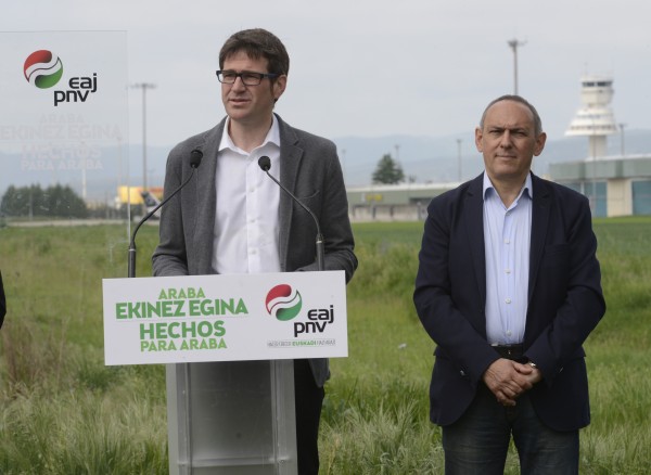 Ramiro González y Gorka Urtaran en Foronda