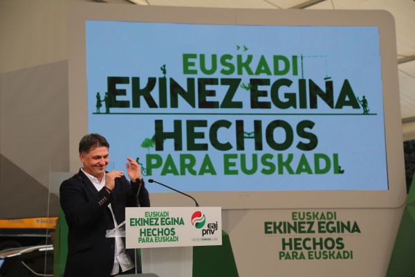 Basauriko mitina - Andoni Busquet Unai Rementeria Iñigo Urkullu Andoni Ortuzar
