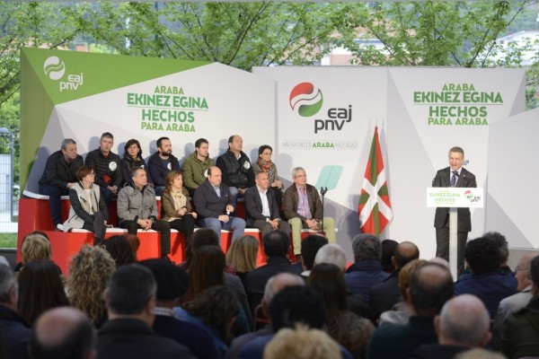 Hauteskunde mitina Laudion: Juanma Ibarretxe, Ramiro González, Iñigo Urkullu eta Andoni Ortuzar