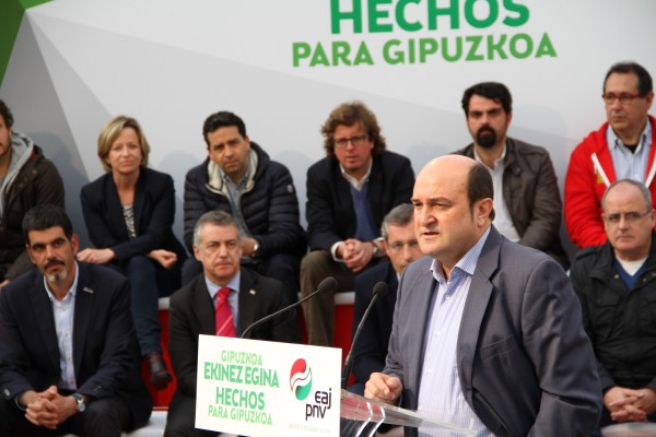 Donostiako mitina  - Eneko Goia, Markel Olano, Iñigo Urkullu, Andoni Ortuzar