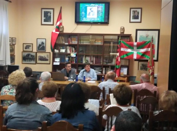 Exposición ikurriña y charla Luis de Guezala