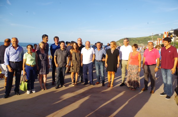 Ekitaldi politikoa Zarautzen 2015