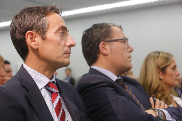 Lehendakariak alkateei udalerrien Memoria Erretratuak eman dizkie