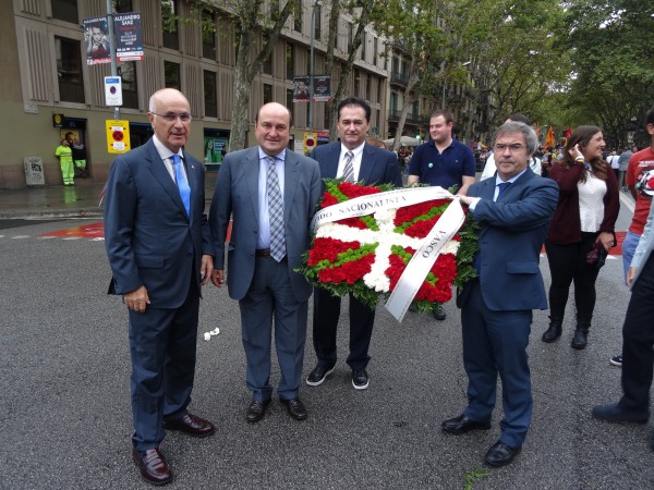 Representantes de EAJ-PNV Duran i Lleida en la Diada 2015