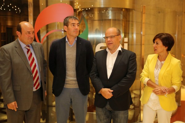 Visita de Fernando Clavijo Batlle, pte del Gobierno de Canarias