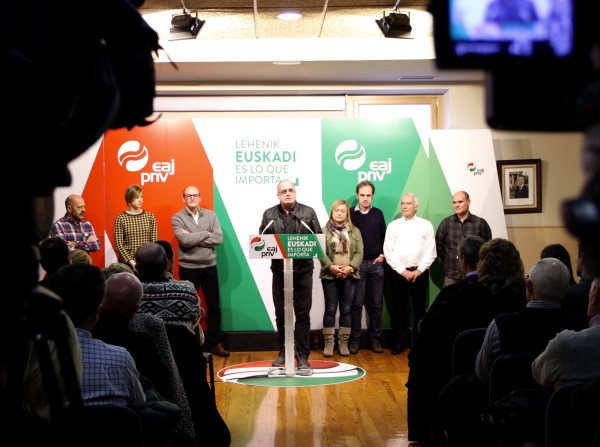 Joseba Agirretxea y  Mª Eugenia Iparragirre en Bergara