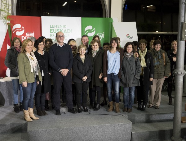 Joseba Agirretxea eta  Mª Eugenia Iparragirre Tolosan