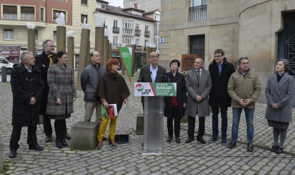 Mikel Legarda, Almudena Otaola. Birzentralizazio ekitaldia