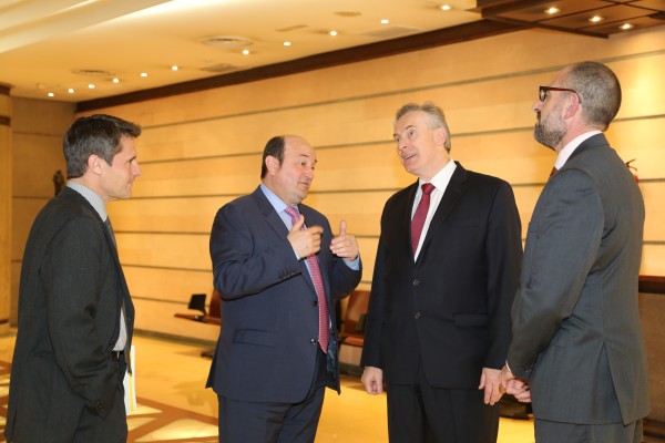 Burzako, Ortuzar, Cooney eta Caira