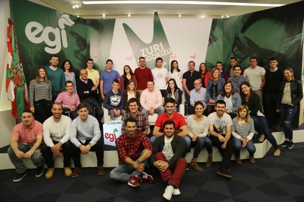 Encuentro de Euzko Gaztedi EGI con Aitor Esteban, Joseba Agirretxea y Mikel Legarda