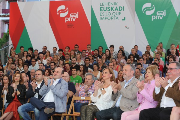 Acto en Getxo. Aitor Esteban, Iñigo Urkullu y Andoni Ortuzar