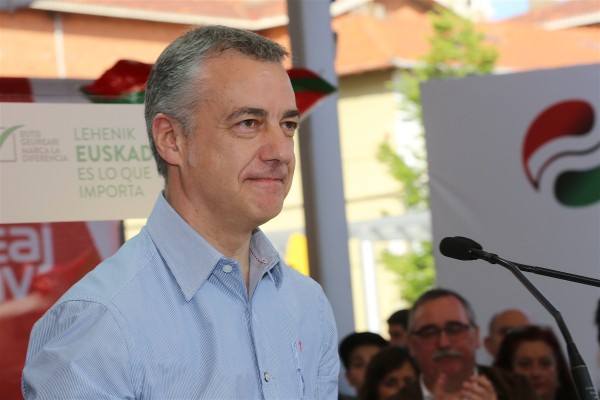 Acto en Getxo. Aitor Esteban, Iñigo Urkullu y Andoni Ortuzar