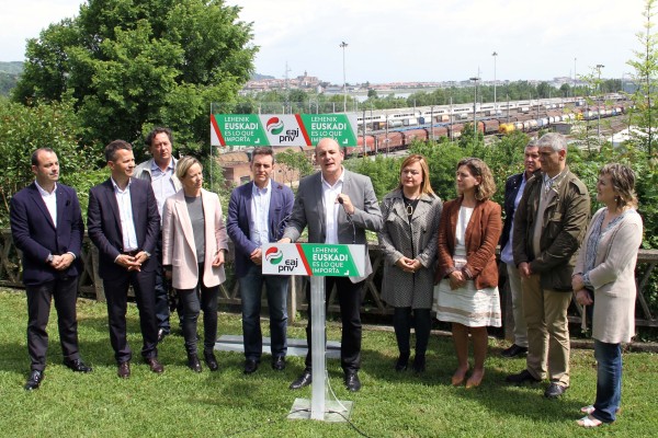 Irun. AHT eta sare transeuroparrak ekitaldi sektoriala (2016-06-14)