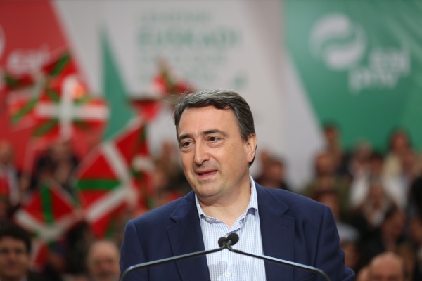 Ekitaldia Basaurin. Itxaso Atutxa, Aitor Esteban, Andoni Ortuzar