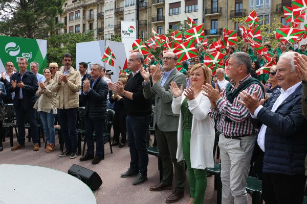 Ekitaldia Donostian. Joseba Agirretxea, Joseba Egibar, Iñigo Urkullu